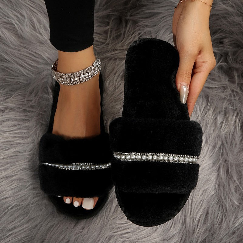 Plush Slippers with Pearls